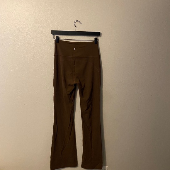 lululemon Groove Pant Java Size 8 - Picture 3 of 3